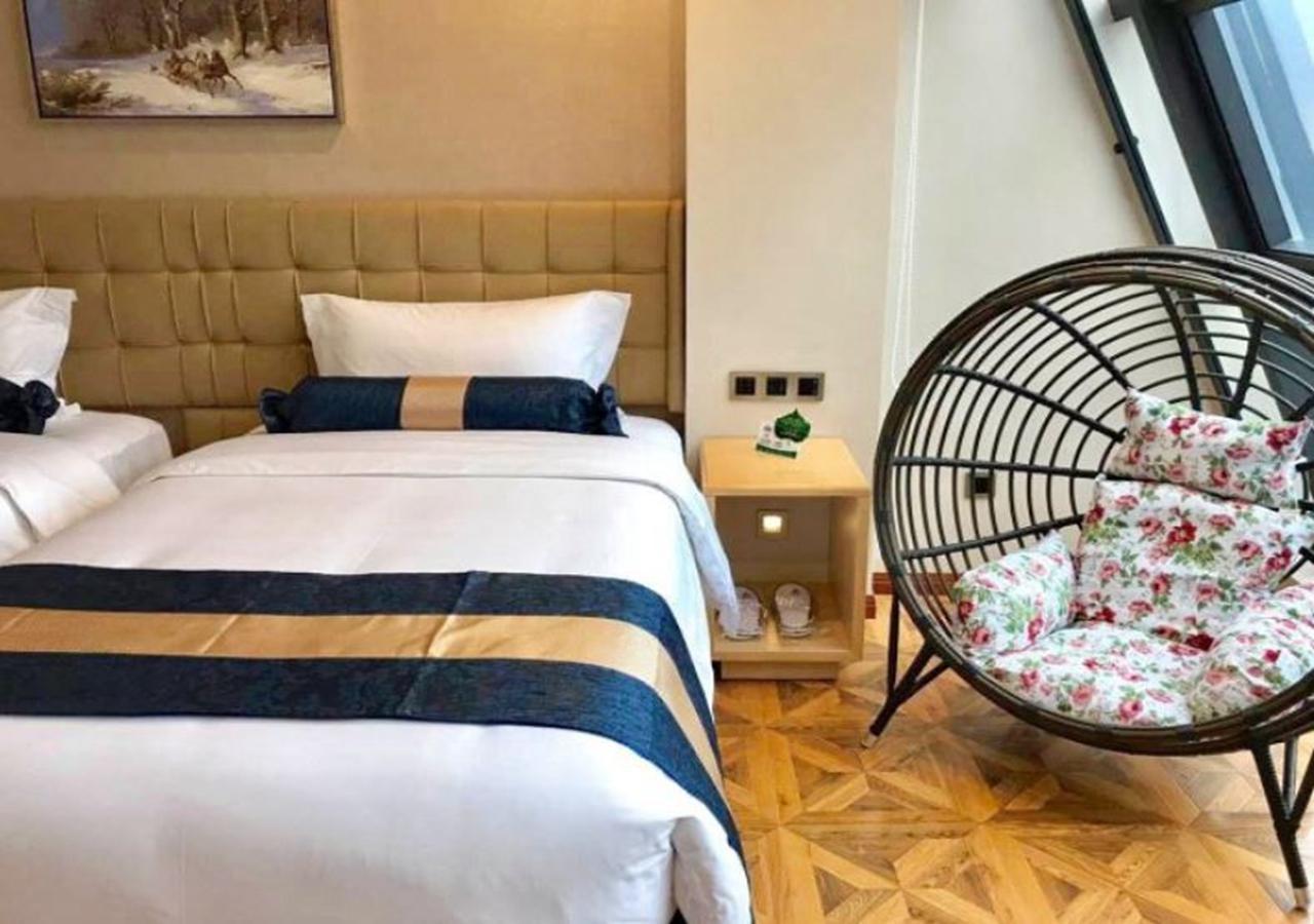 Days Inn Business Place Bagu Chongqing Esterno foto